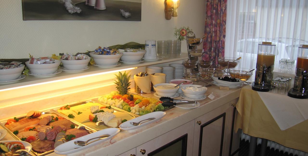 Hotel Zum Rosenteich Bad Zwischenahn Εξωτερικό φωτογραφία