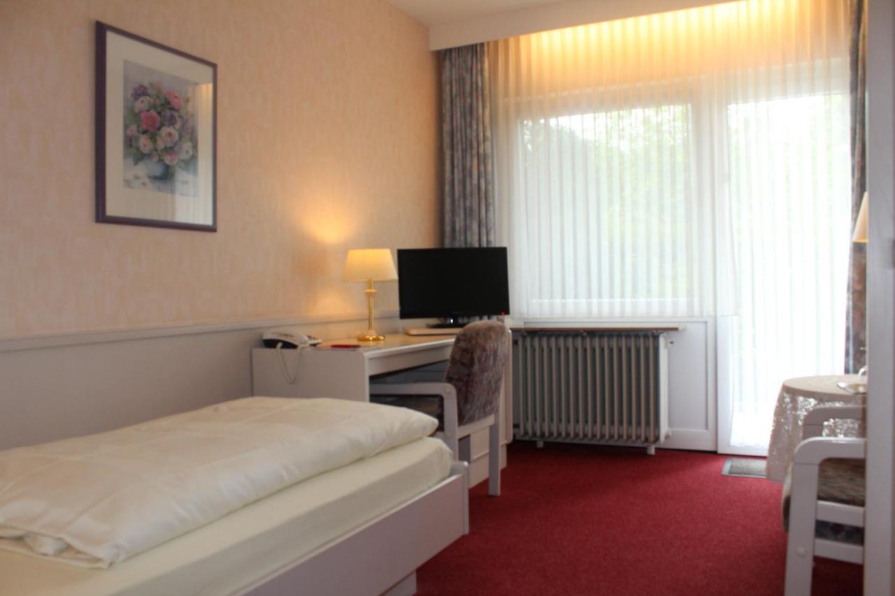 Hotel Zum Rosenteich Bad Zwischenahn Εξωτερικό φωτογραφία