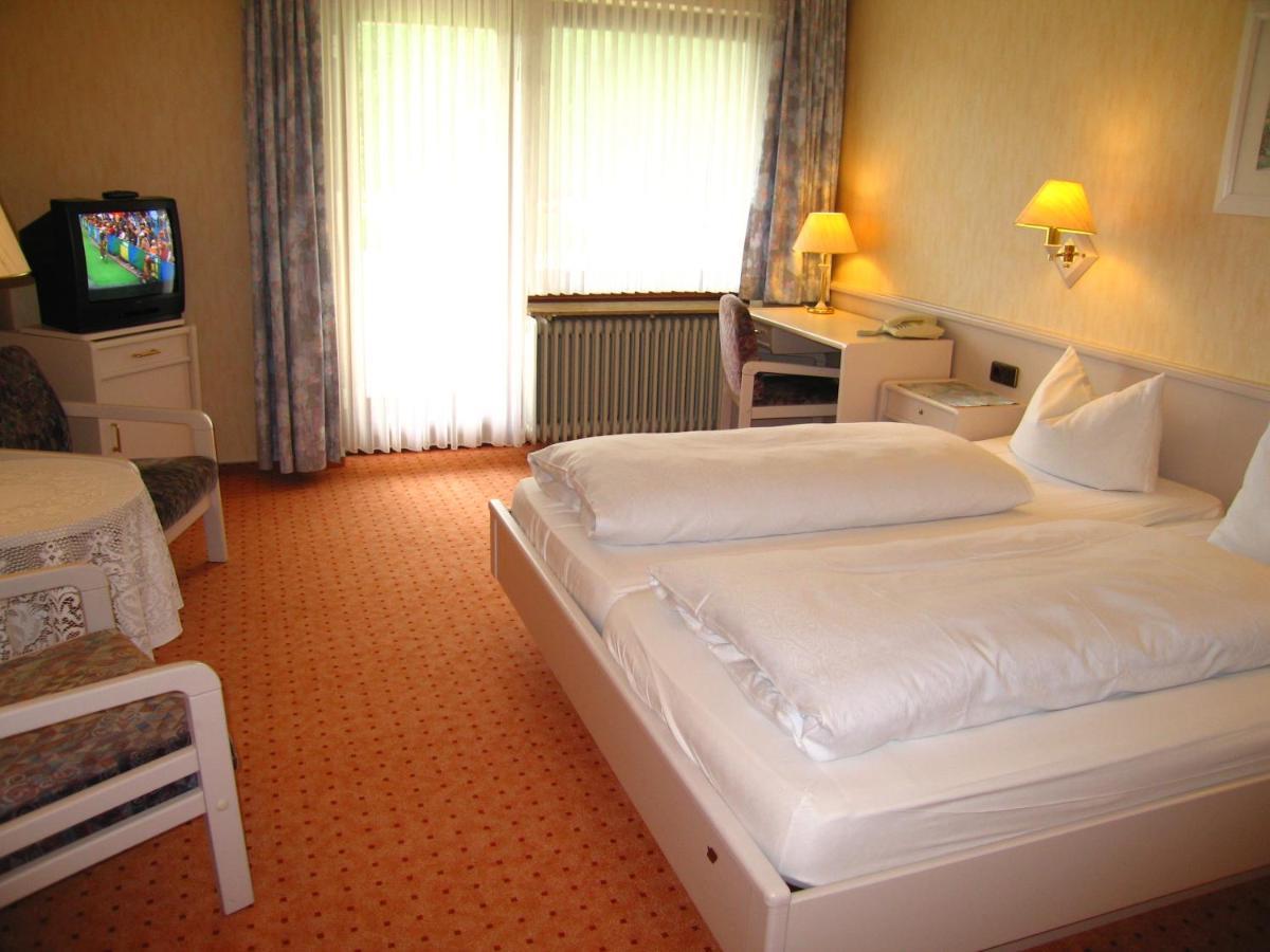 Hotel Zum Rosenteich Bad Zwischenahn Εξωτερικό φωτογραφία