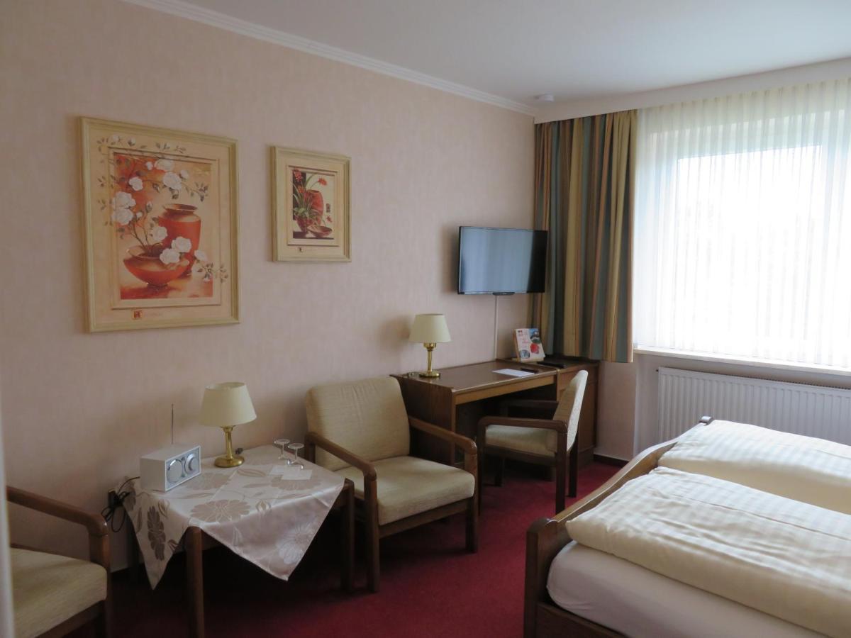 Hotel Zum Rosenteich Bad Zwischenahn Εξωτερικό φωτογραφία