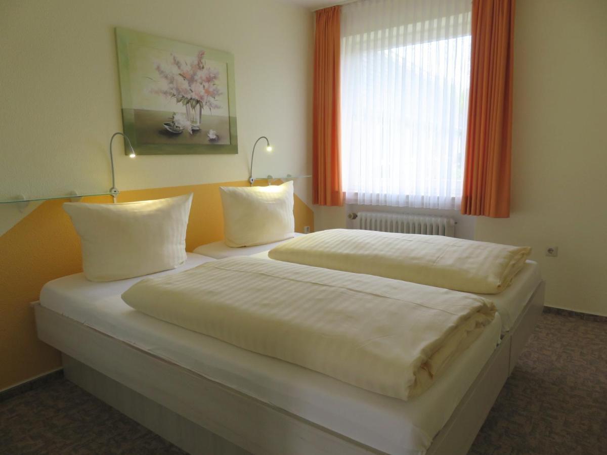 Hotel Zum Rosenteich Bad Zwischenahn Εξωτερικό φωτογραφία