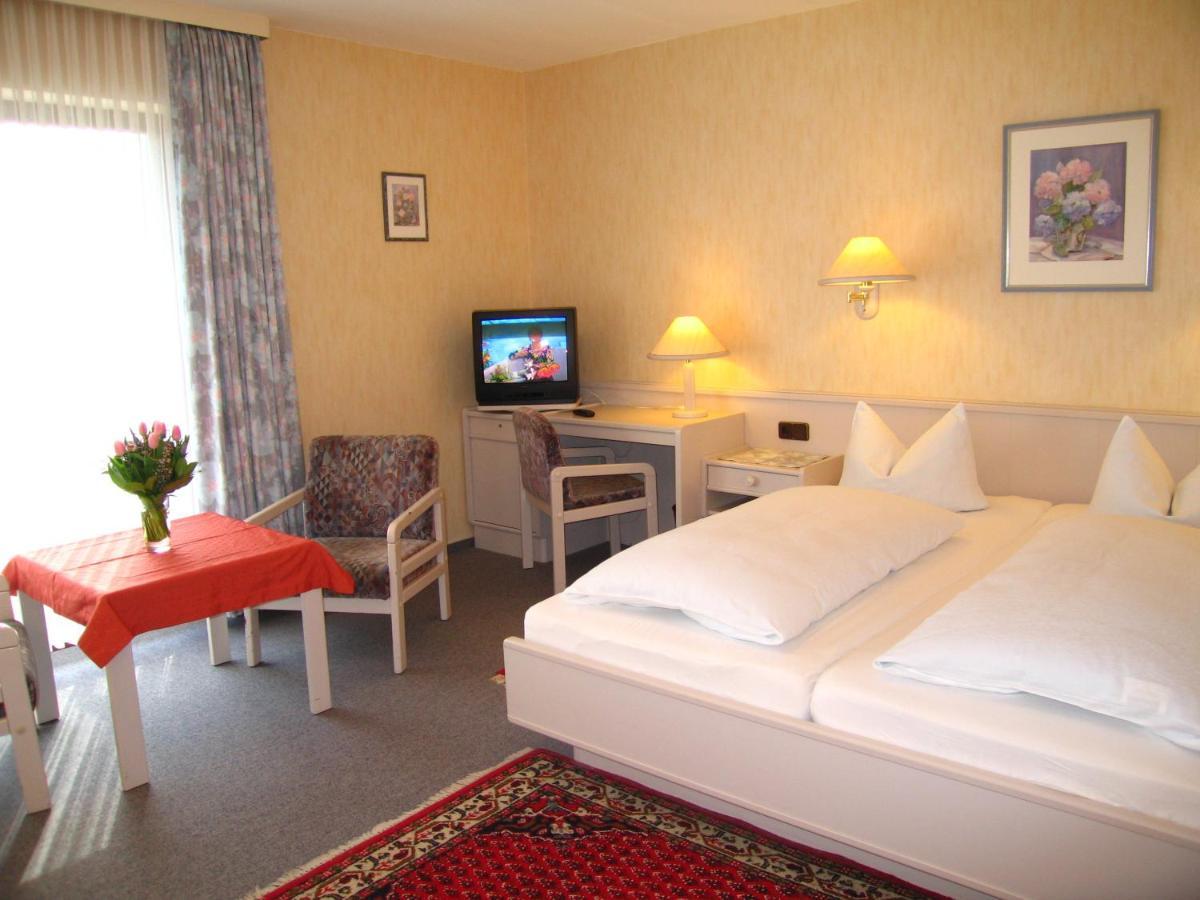 Hotel Zum Rosenteich Bad Zwischenahn Εξωτερικό φωτογραφία